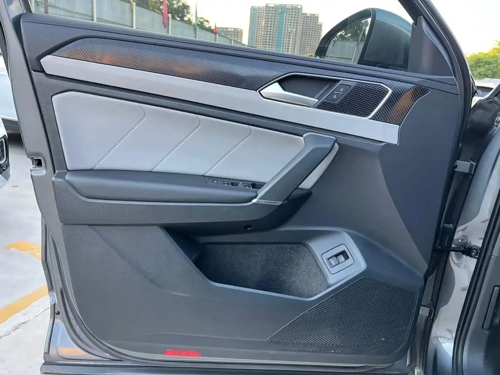 Volkswagen Tayron 2023 — Photo 9/17