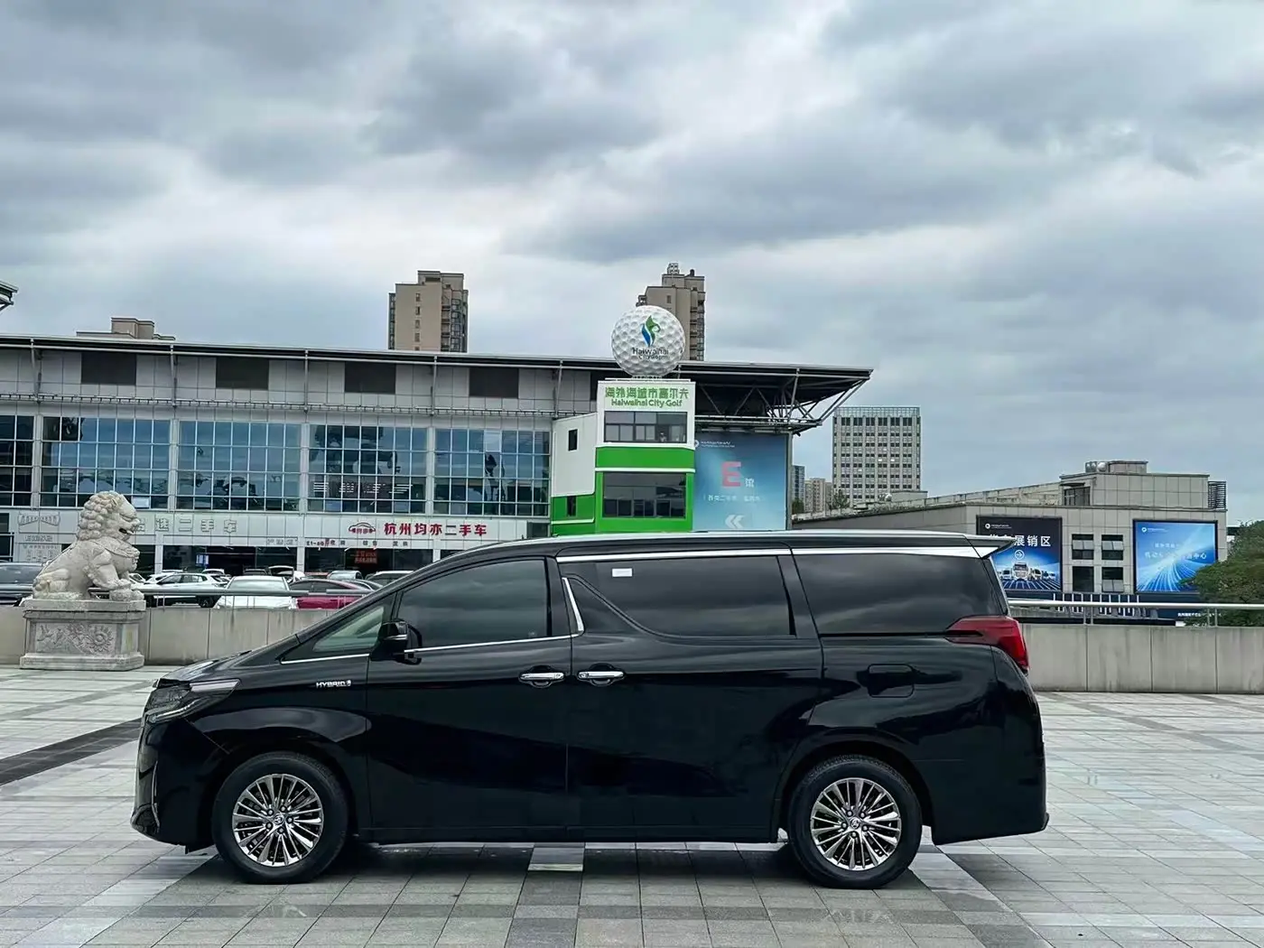 Toyota Alphard 2019 — Photo 5/12