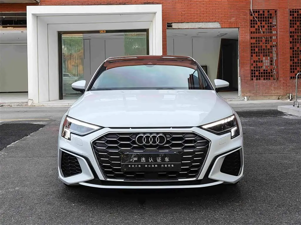 Audi A3 2024 — Photo 3/20