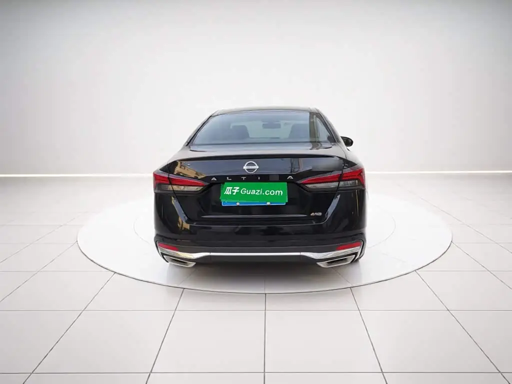 Nissan Teana 2023 — Photo 3/20