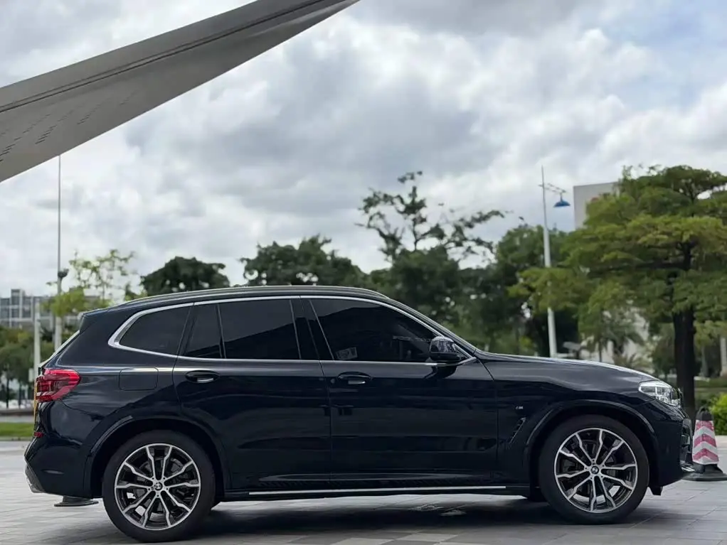 BMW X3 2021 — Photo 12/20