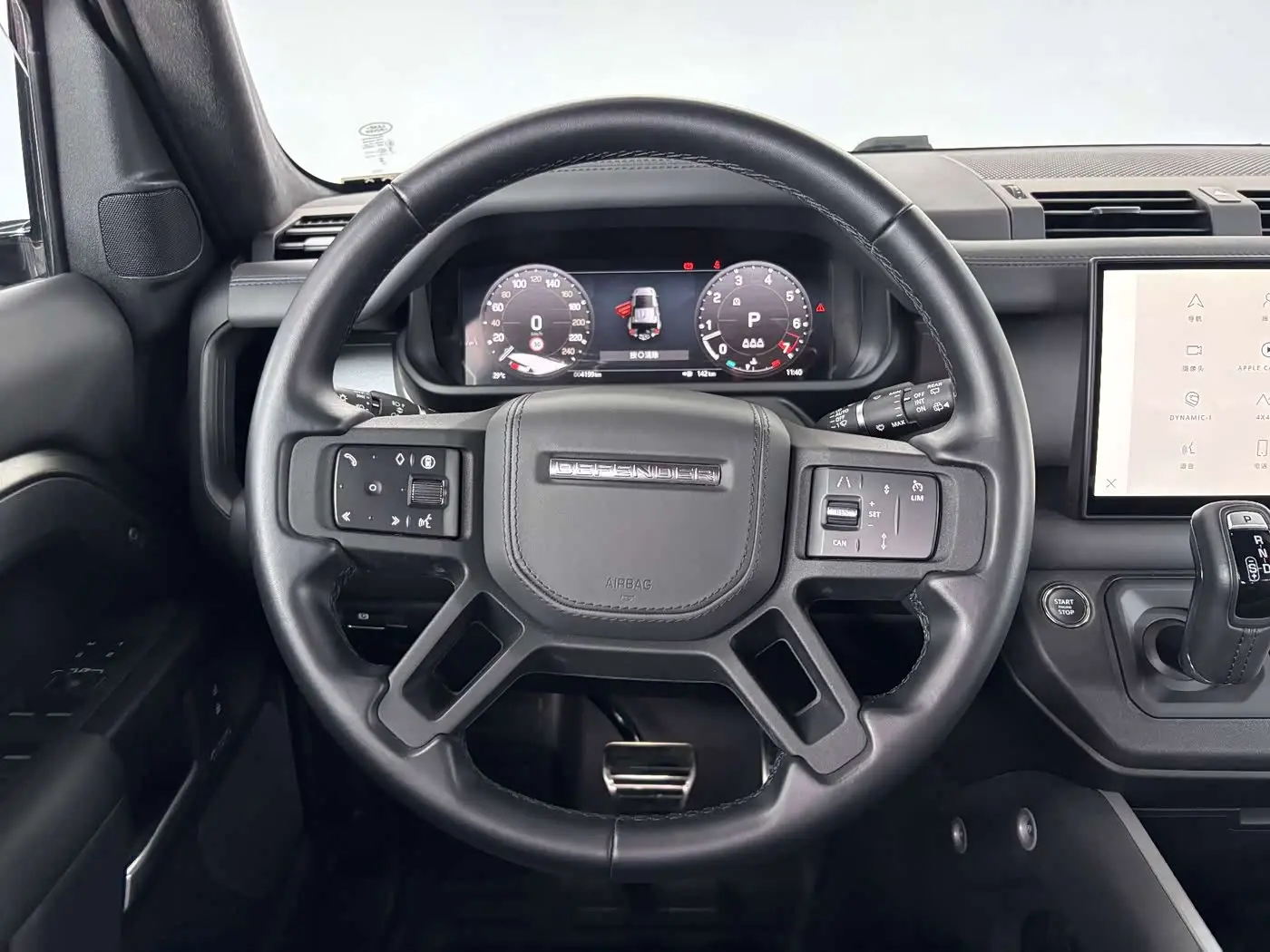 Land Rover Defender 2024 — Фото 14/20