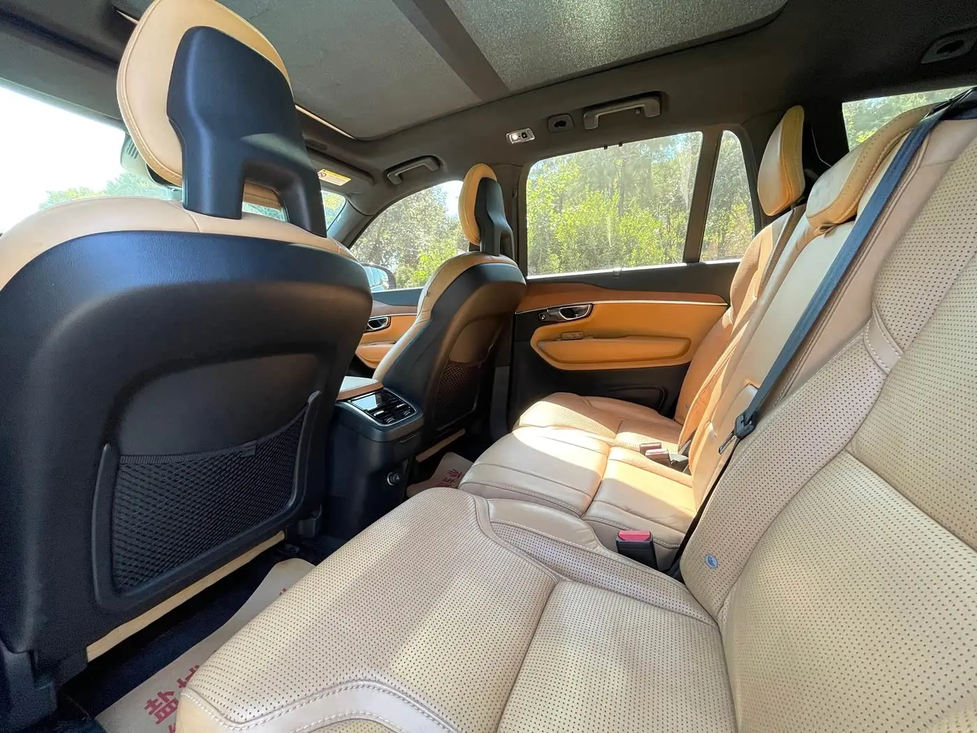 Volvo XC90 2016 — Фото 9/17