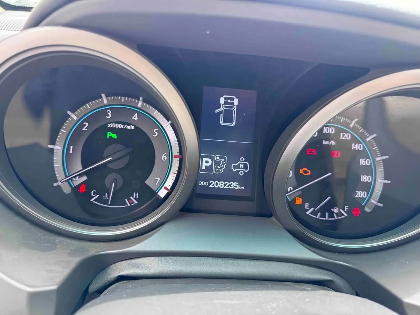 Toyota Prado 2011 — Photo 10/14