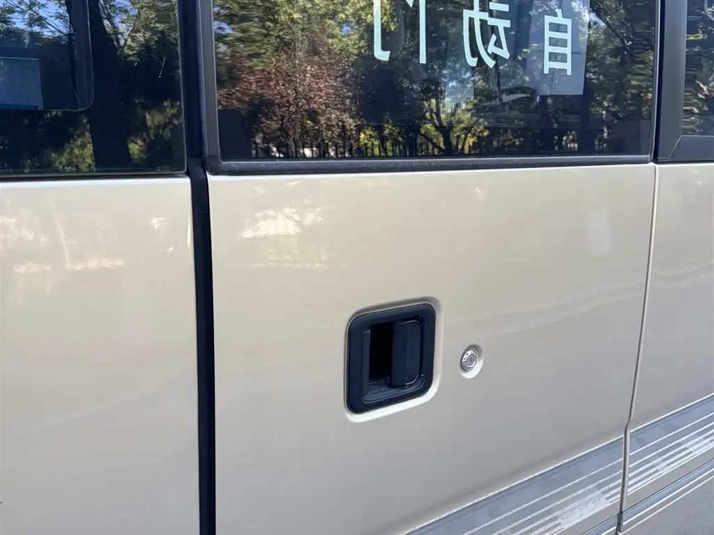 Toyota Coaster 2013 — Фото 7/20