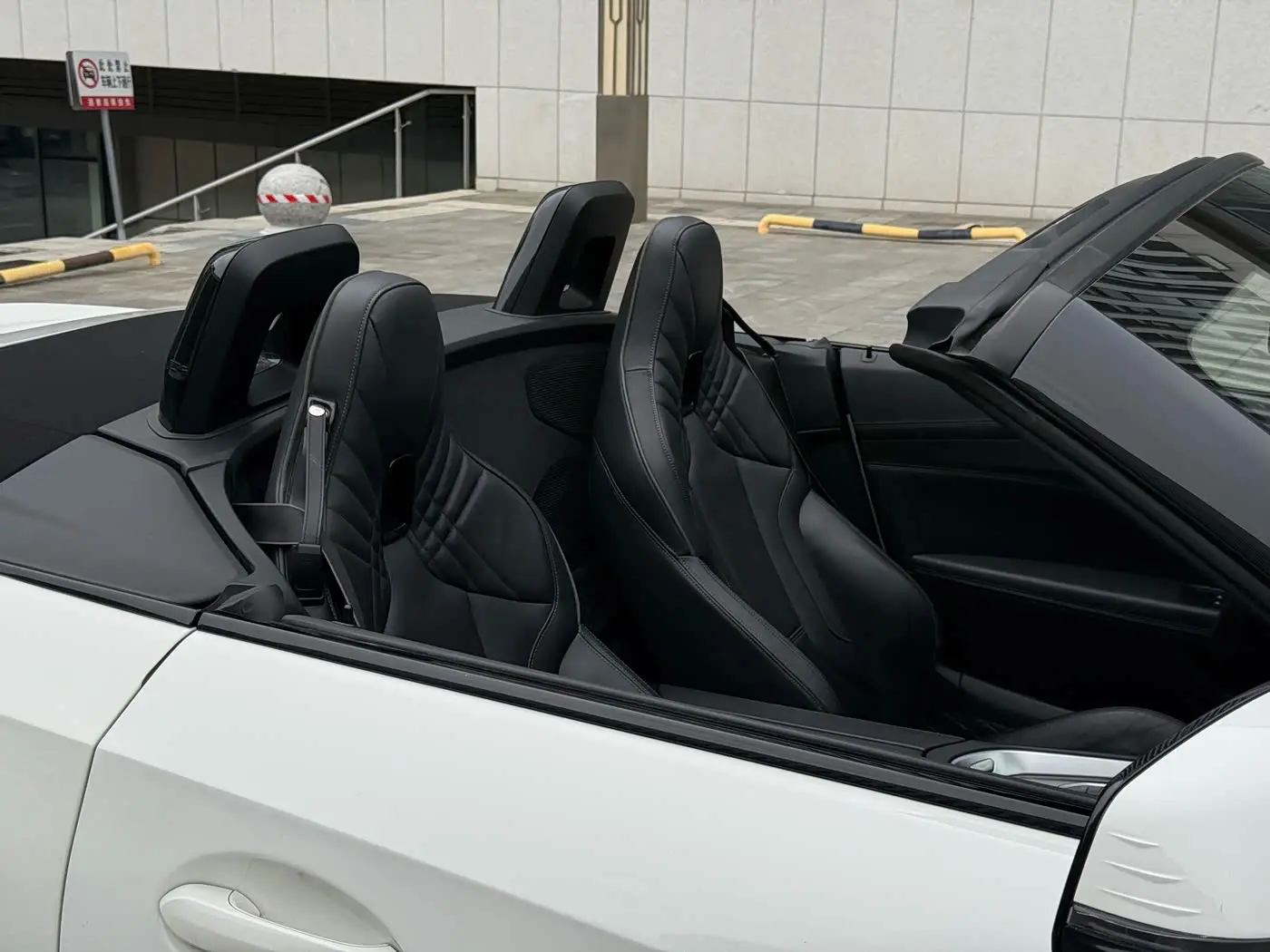 BMW Z4 2020 — Фото 8/9