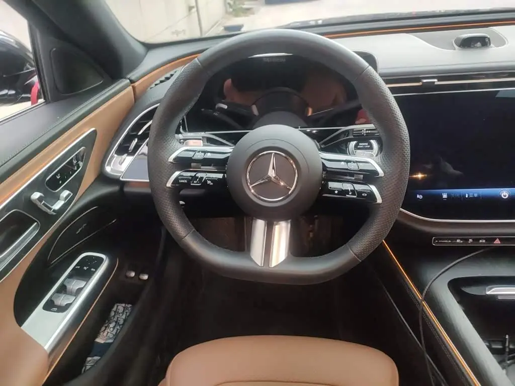 Mercedes-Benz E-Class New Energy 2025 — Фото 11/20