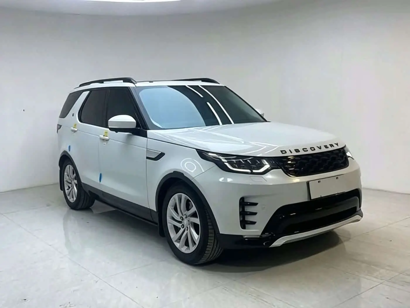 Land Rover Discovery 2018 — Şəkil 3/20