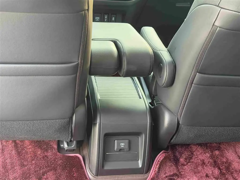 Honda Odyssey 2023 — Şəkil 17/20
