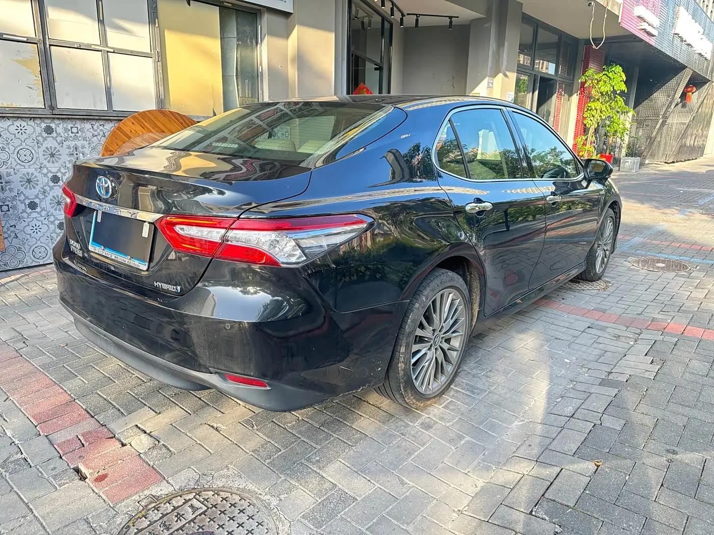 Toyota Camry 2019 — Photo 4/14