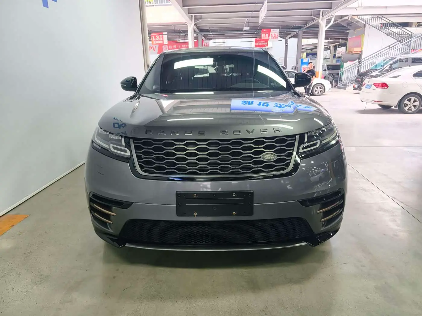 Land Rover Range Rover Velar 2018 — Photo 2/11