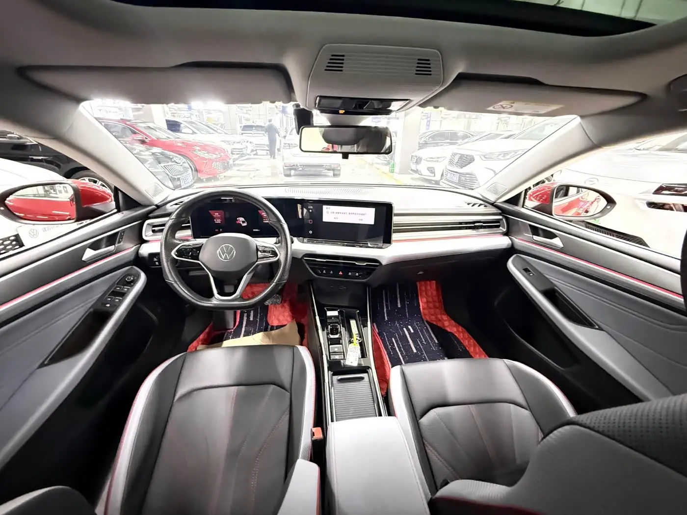 Volkswagen Lamando 2022 — Photo 12/17