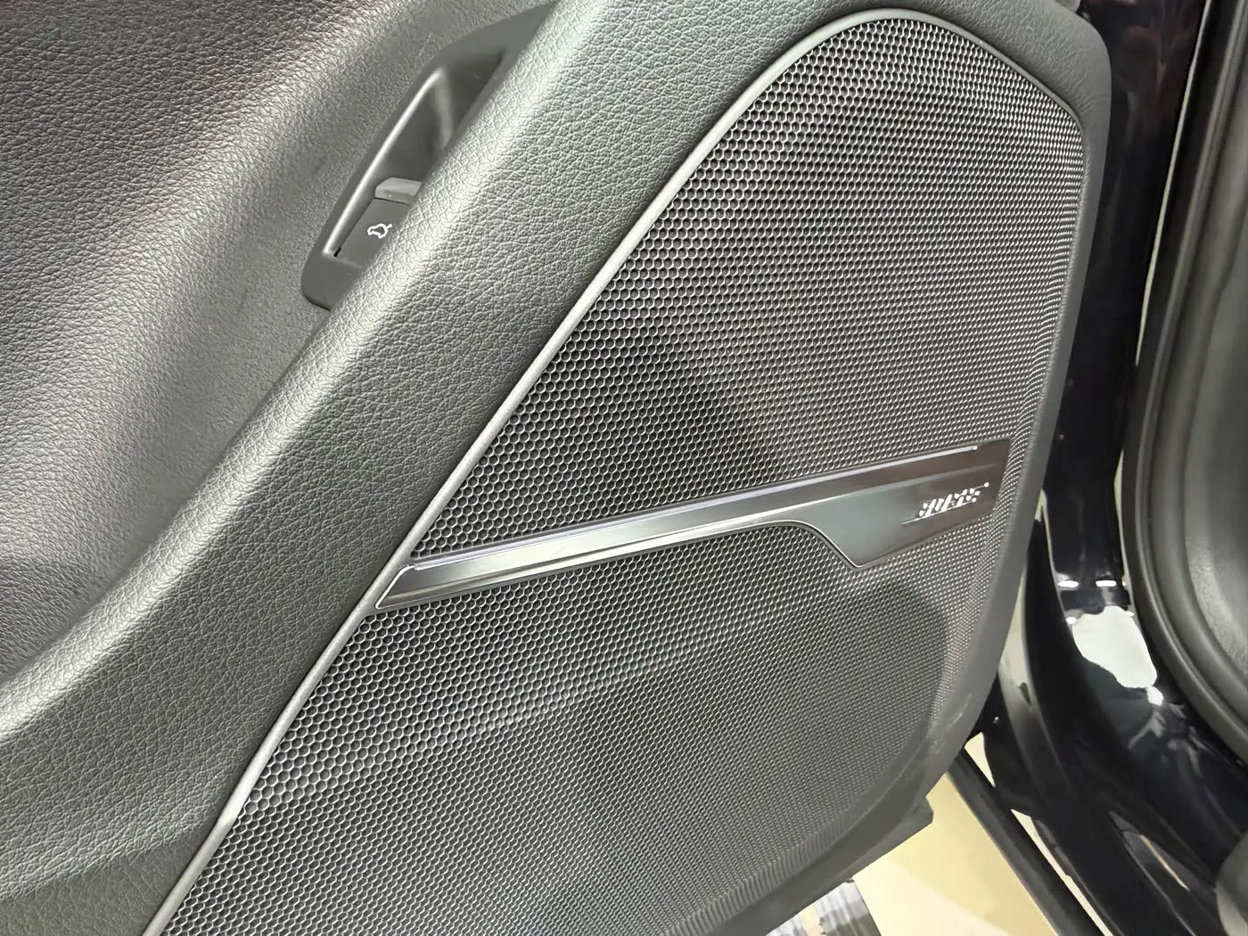 Audi Q7 2020 — Photo 15/20