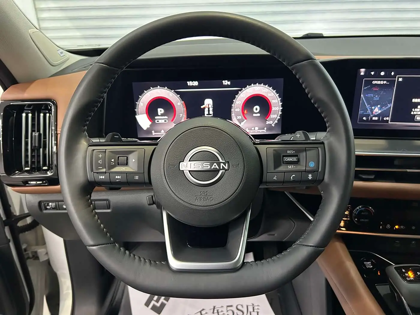 Nissan Terra 2024 — Photo 9/13
