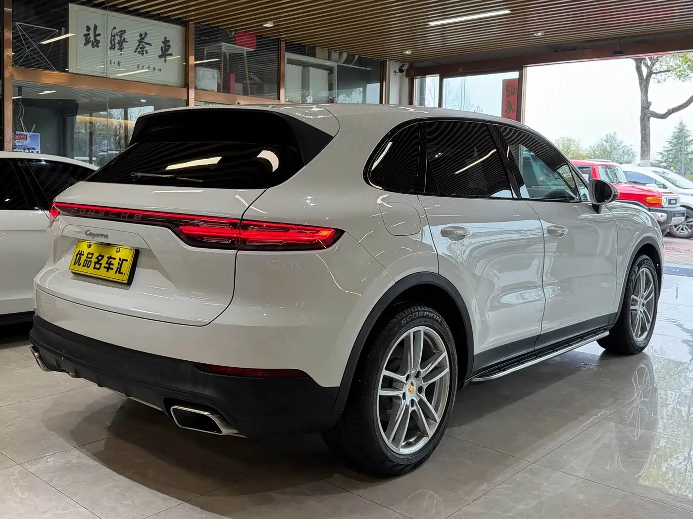 Porsche Cayenne 2019 — Фото 4/20