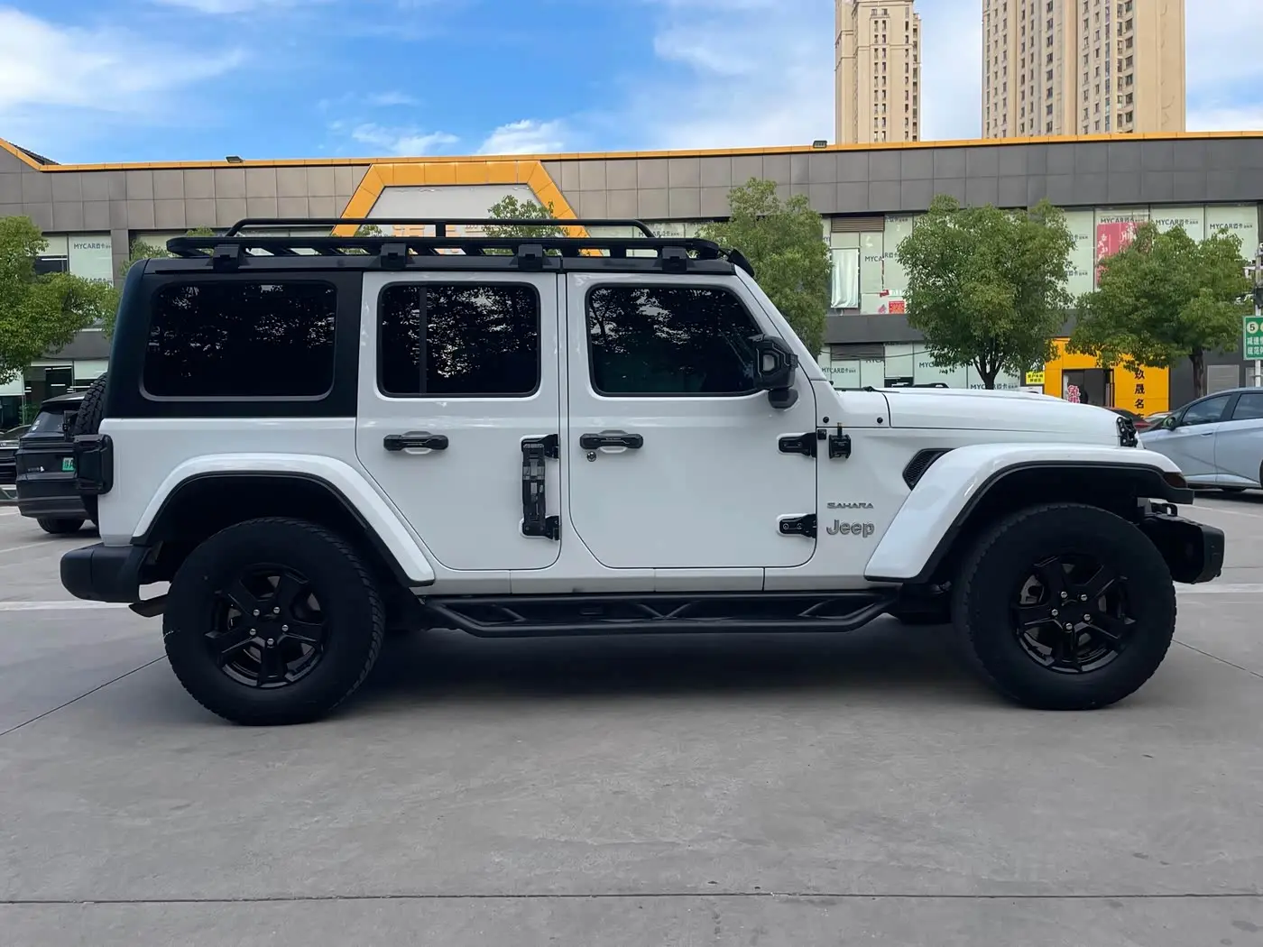 Jeep Wrangler 2020 — Фото 6/14