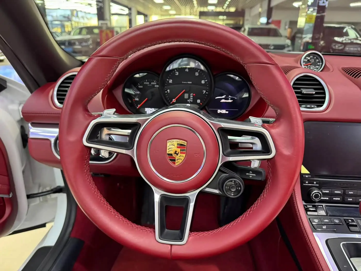 Porsche 718 2022 — Photo 9/15
