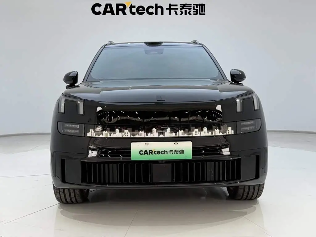 Lynk & Co 900 2025 — Photo 3/20