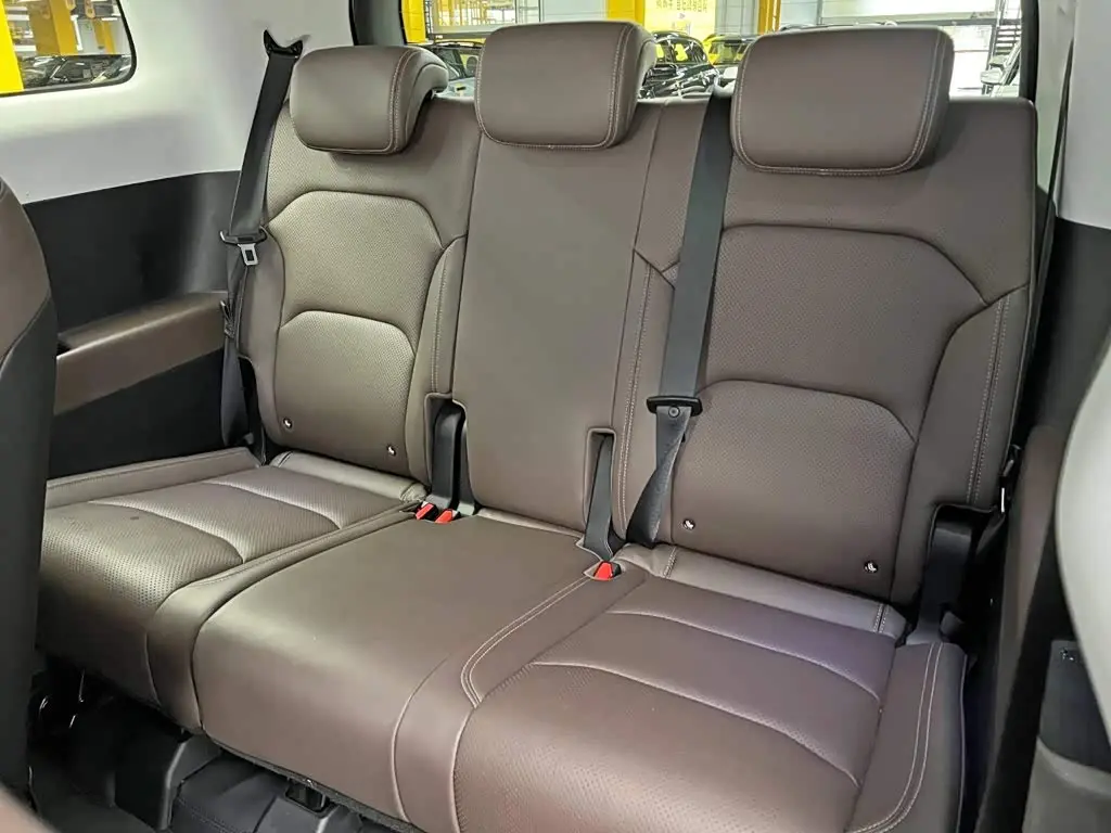 Wuling Motors Xingguang 730 New Energy 2025 — Фото 19/20