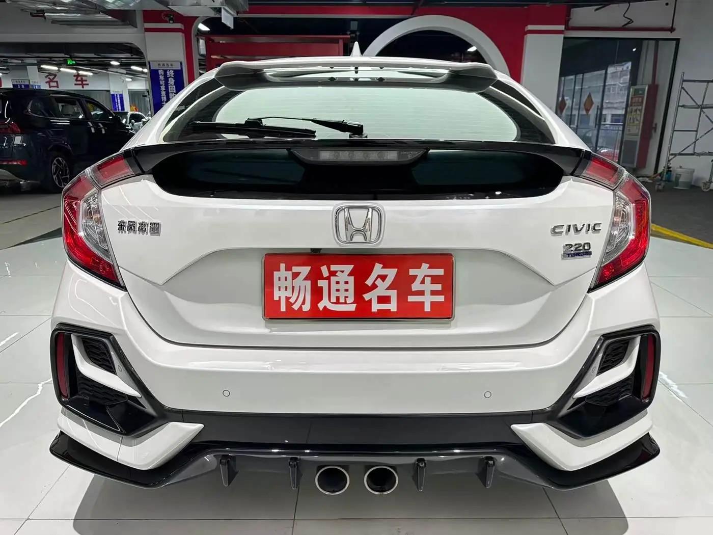 Honda Civic 2022 — Фото 7/9