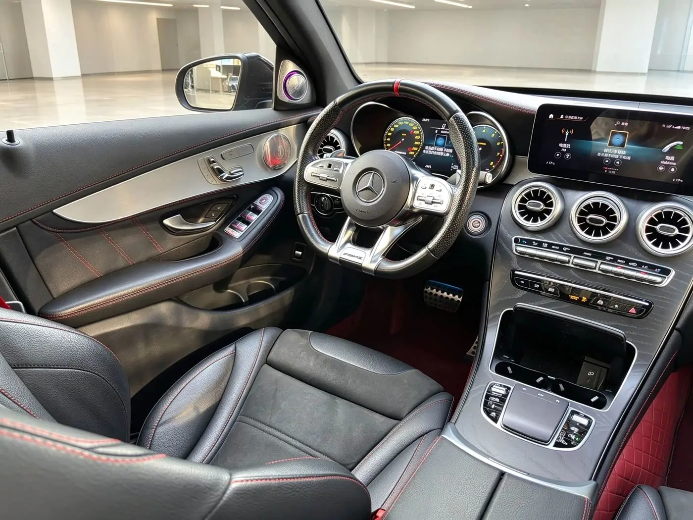 Mercedes-Benz GLC AMG 2020 — Şəkil 16/20