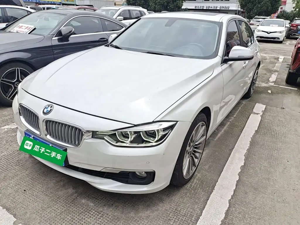 BMW 3 Series 2018 — Фото 2/20