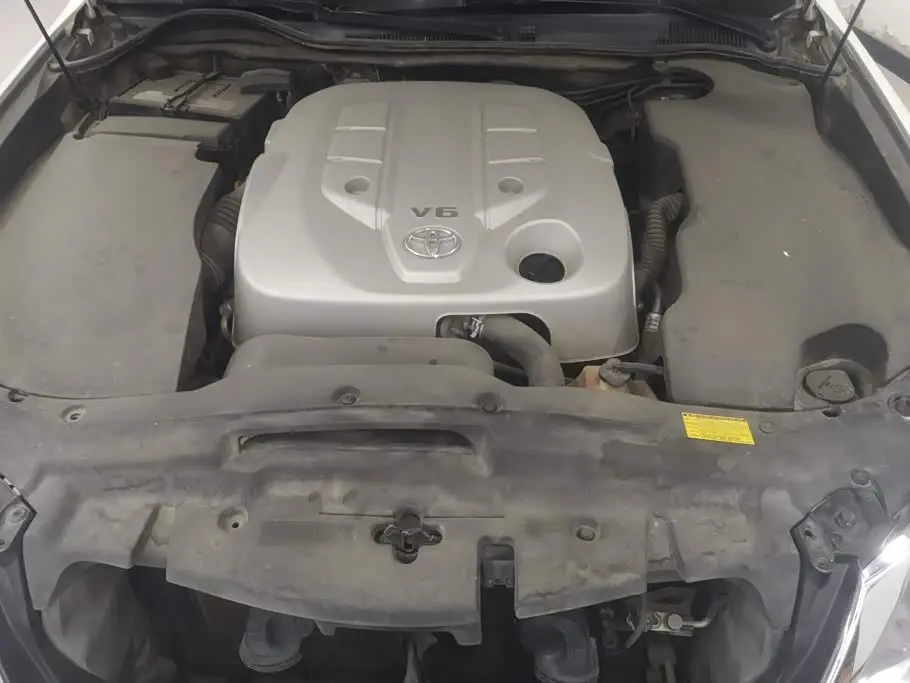 Toyota Crown 2014 — Photo 10/16