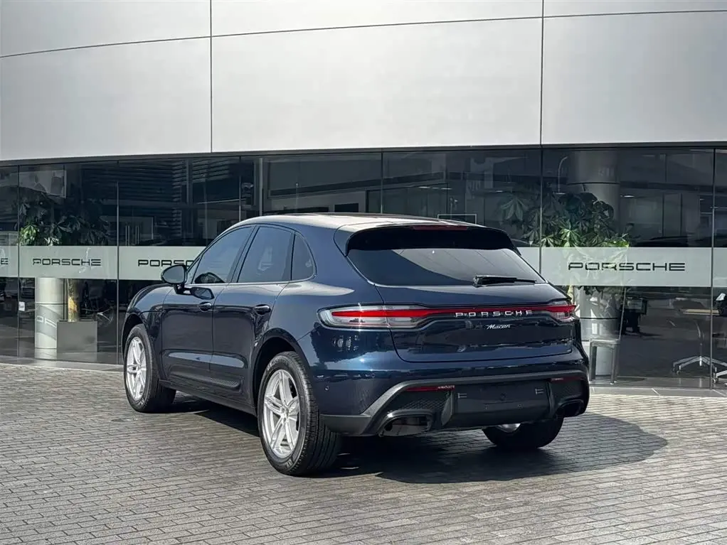 Porsche Macan 2022 — Фото 5/15