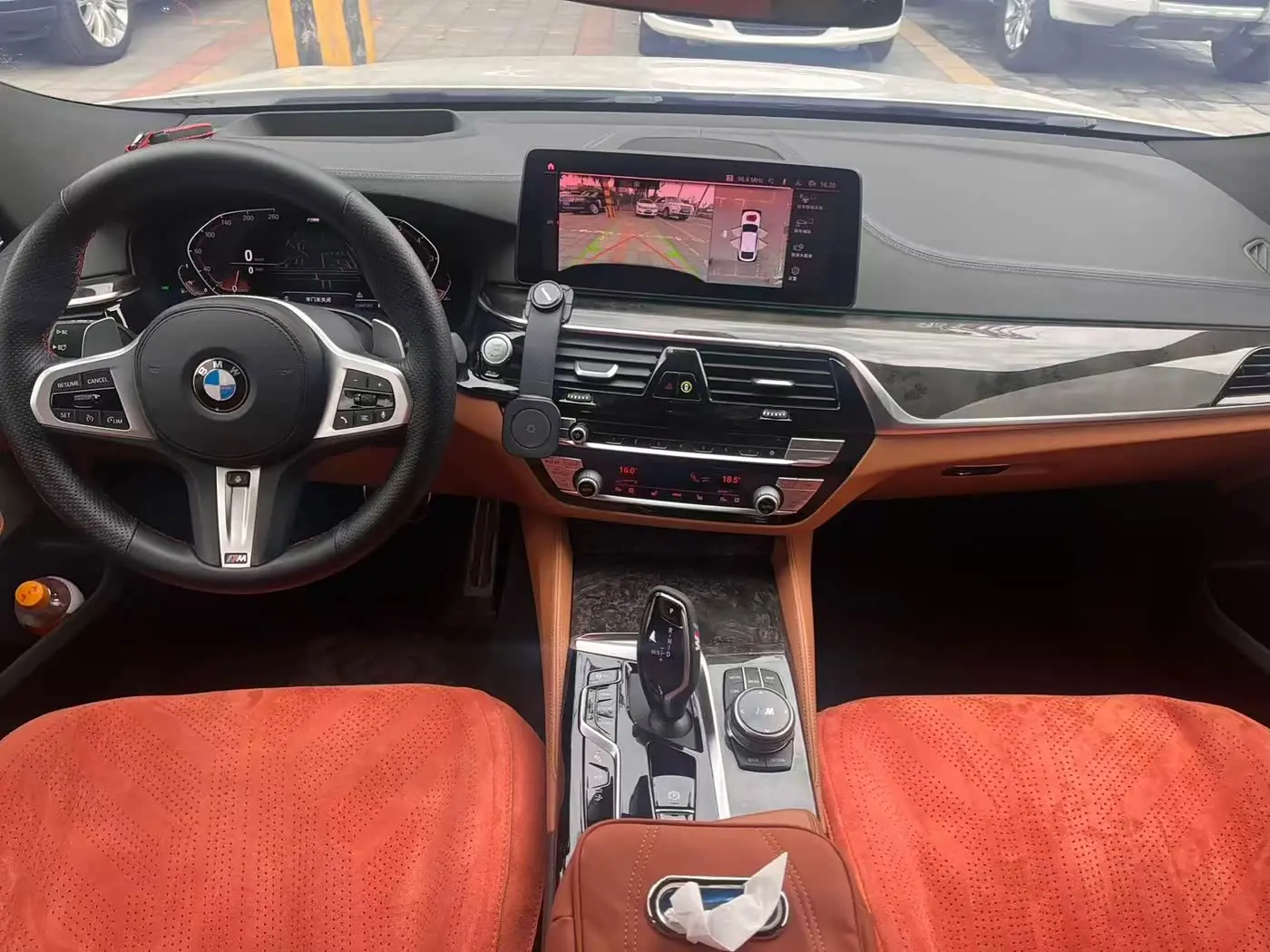 BMW 6 Series GT 2021 — Фото 6/12