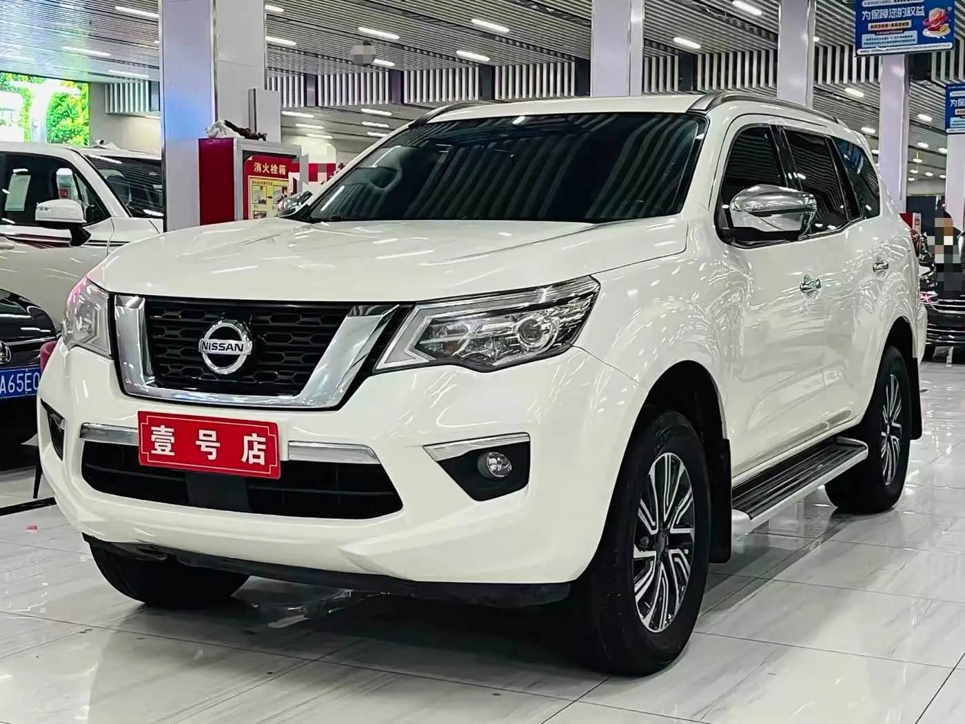 Nissan Terra 2020 — Photo 1/15