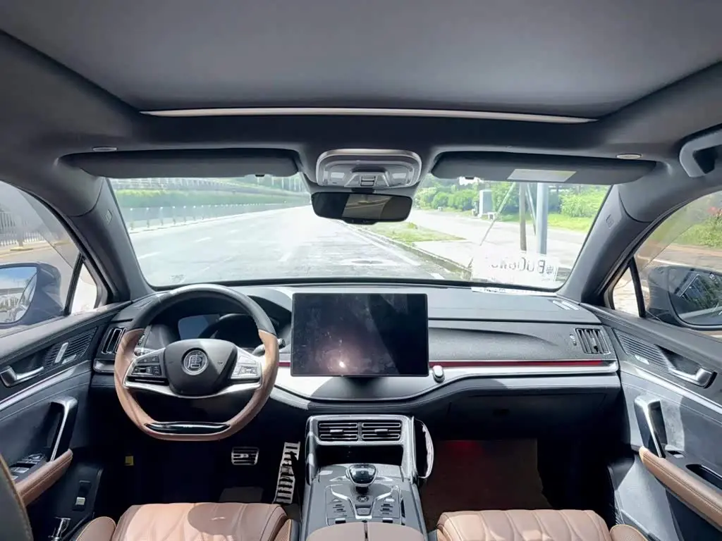 BYD Tang New Energy 2022 — Photo 4/9
