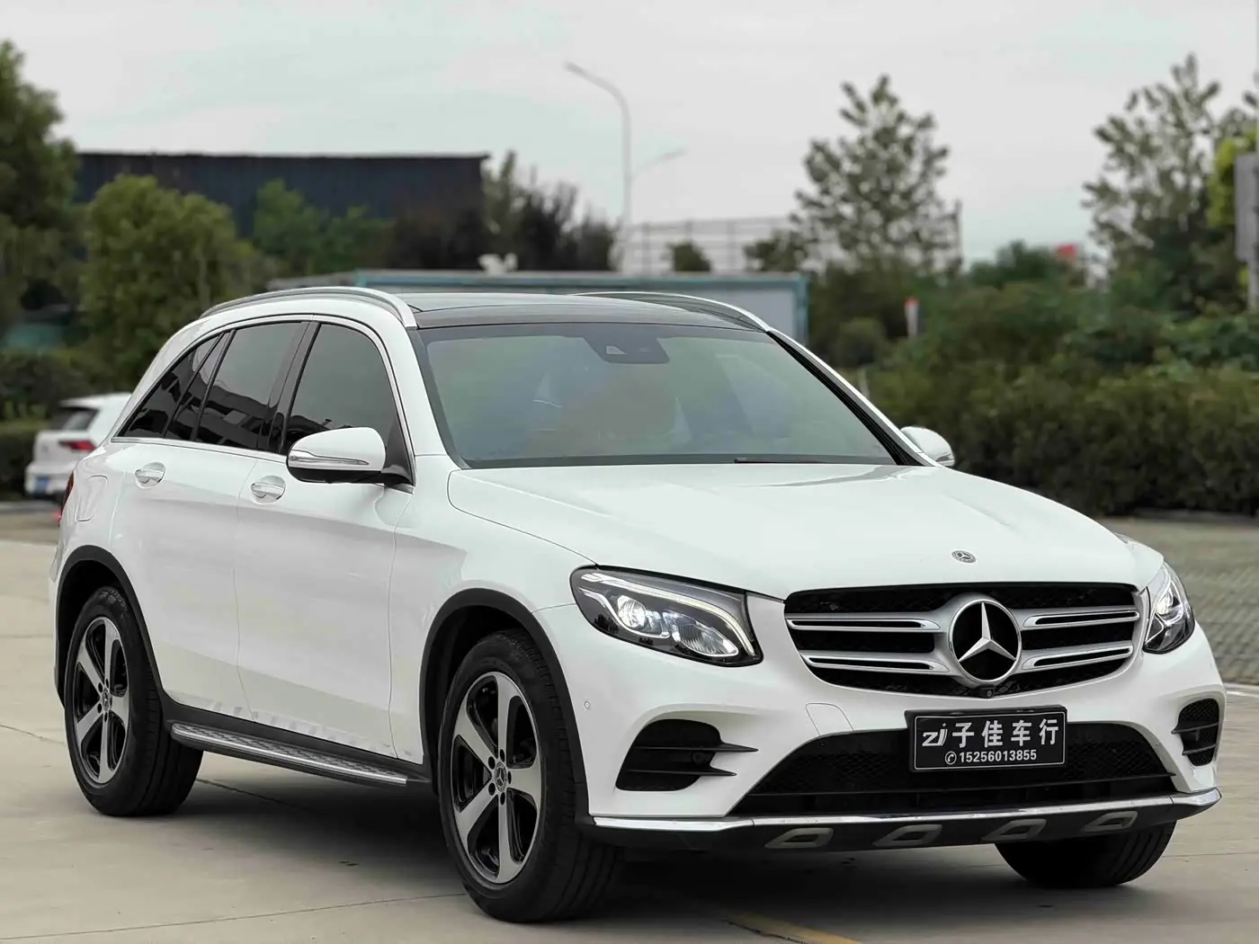 Mercedes-Benz GLC 2018 — Фото 3/20