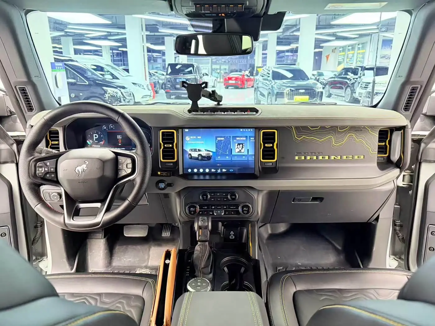 Ford Bronco 2025 — Photo 8/9