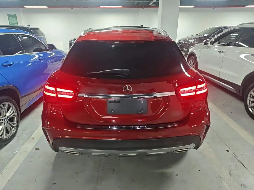 Mercedes-Benz GLA 2019 — Фото 3/19