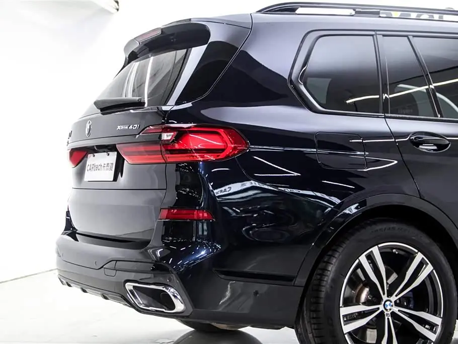 BMW X7 2022 — Фото 8/20