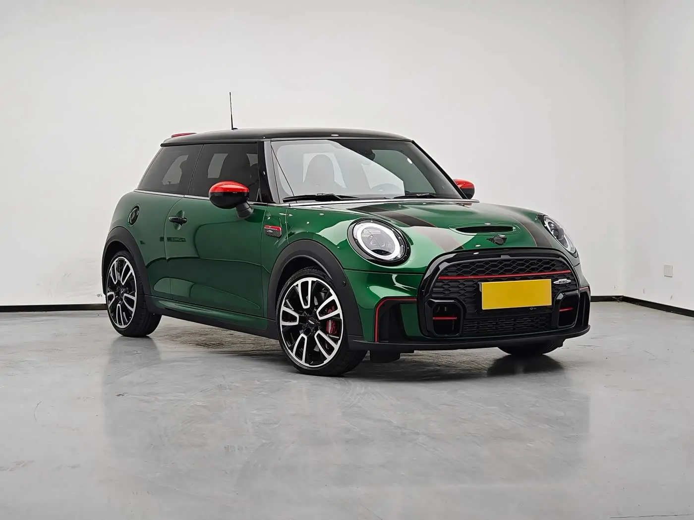 MINI JCW 2023 — Фото 5/19