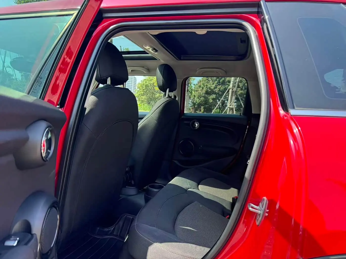 MINI MINI 2020 — Şəkil 9/16