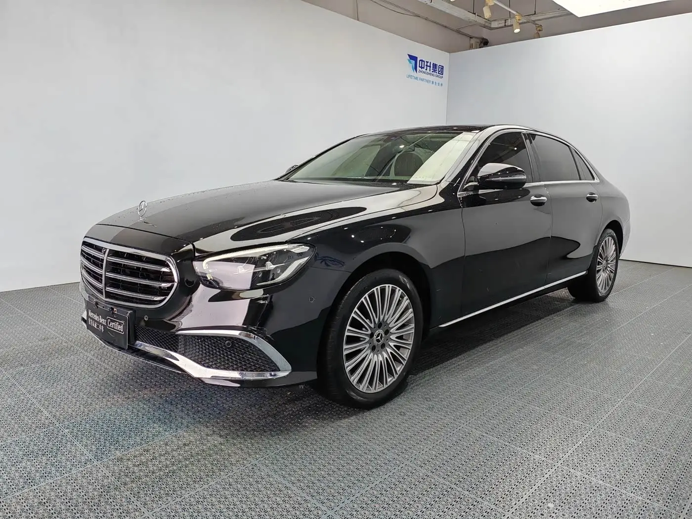 Mercedes-Benz E-Class, 2022