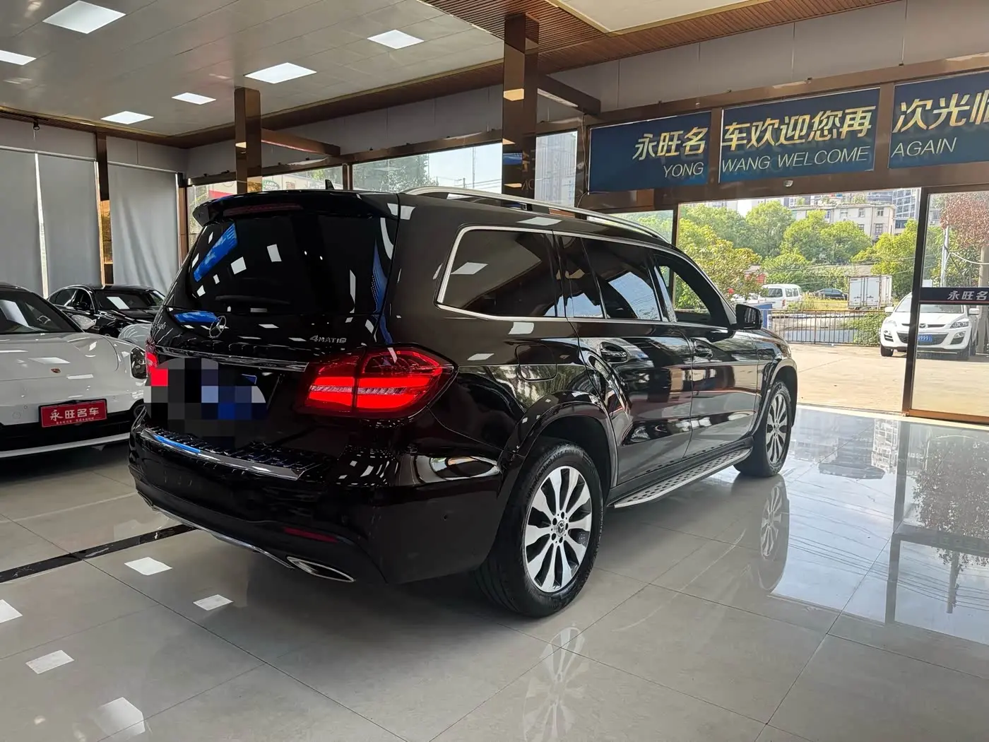 Mercedes-Benz GLS 2017 — Фото 17/19