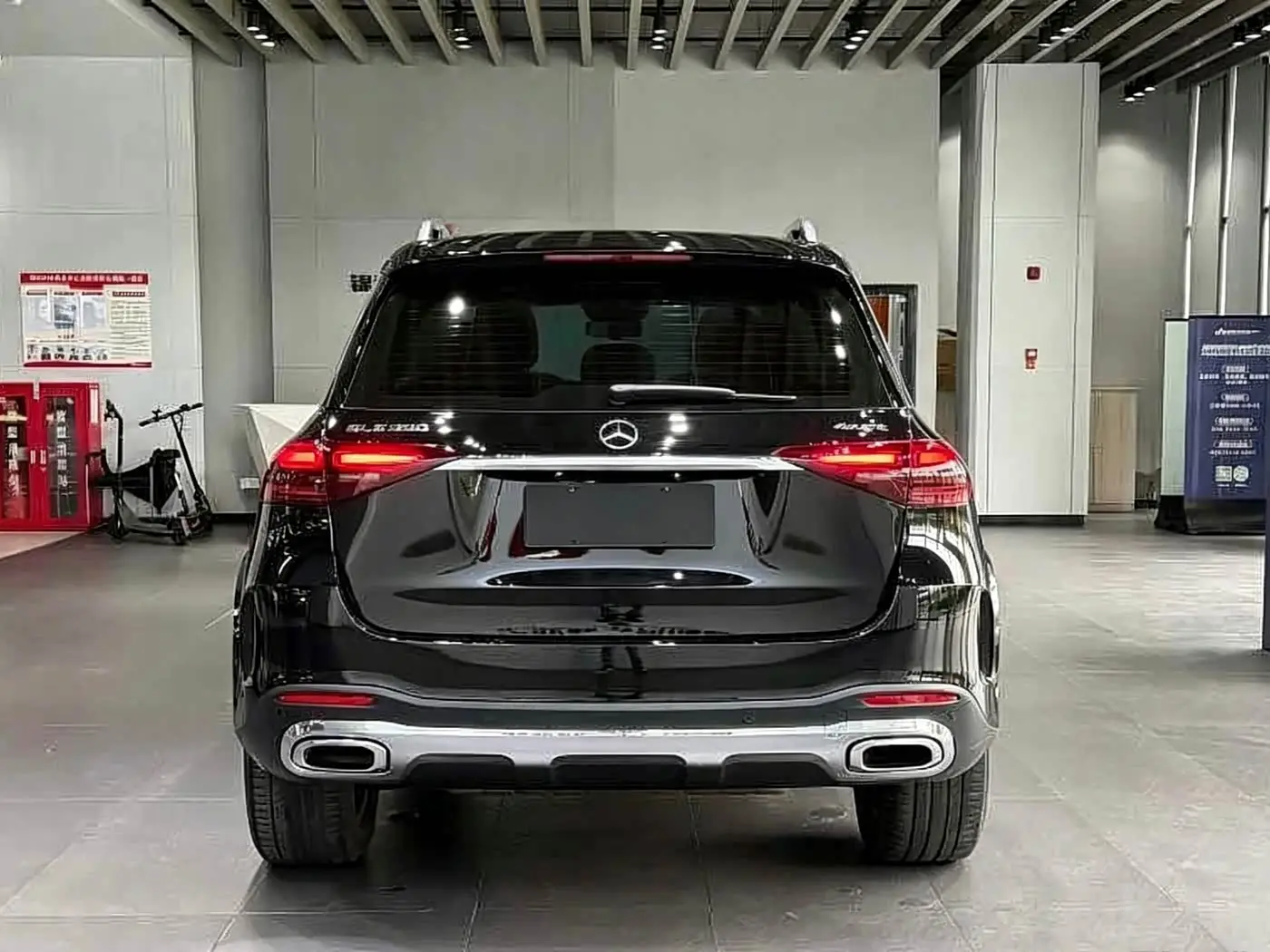 Mercedes-Benz GLE 2024 — Photo 14/14