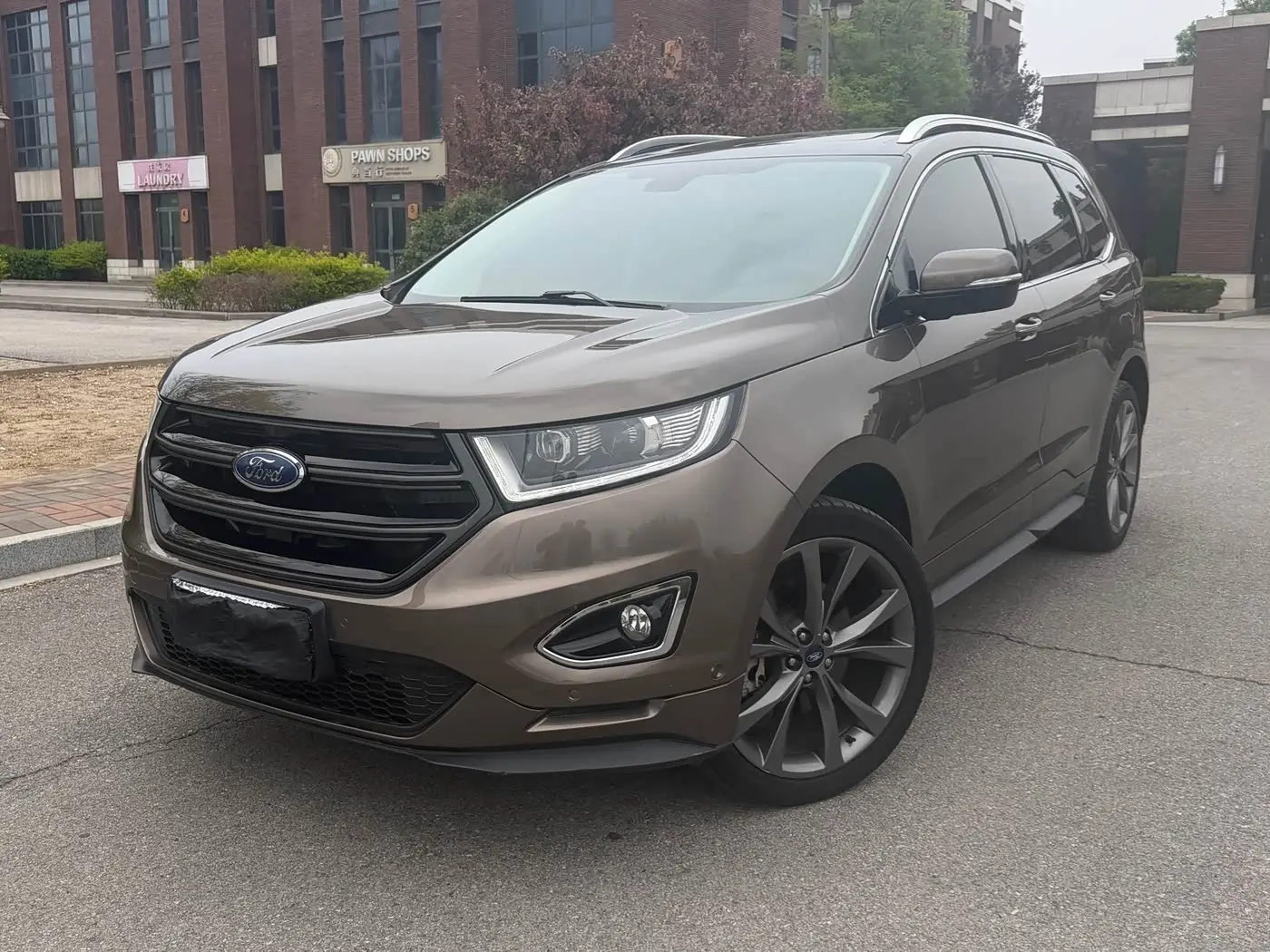 Ford Edge 2018 — ფოტო 1/17