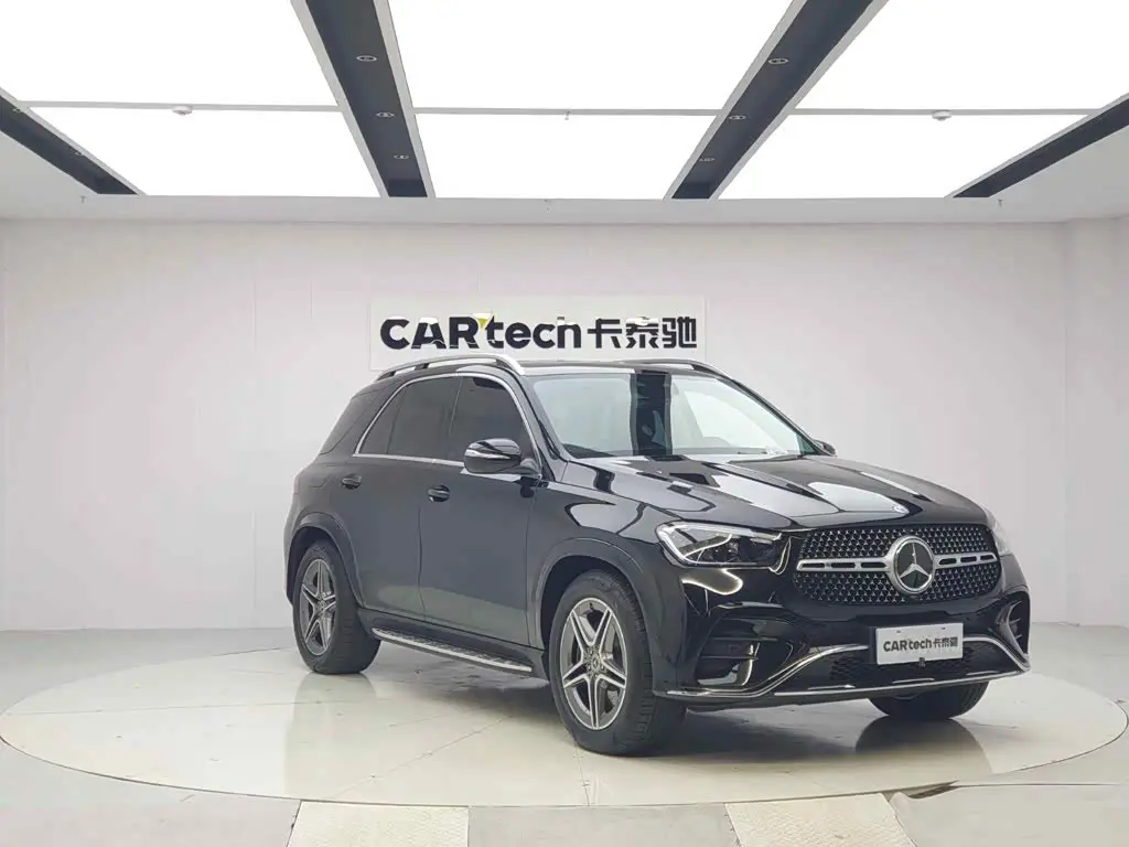 Mercedes-Benz GLE 2024 — Photo 7/20