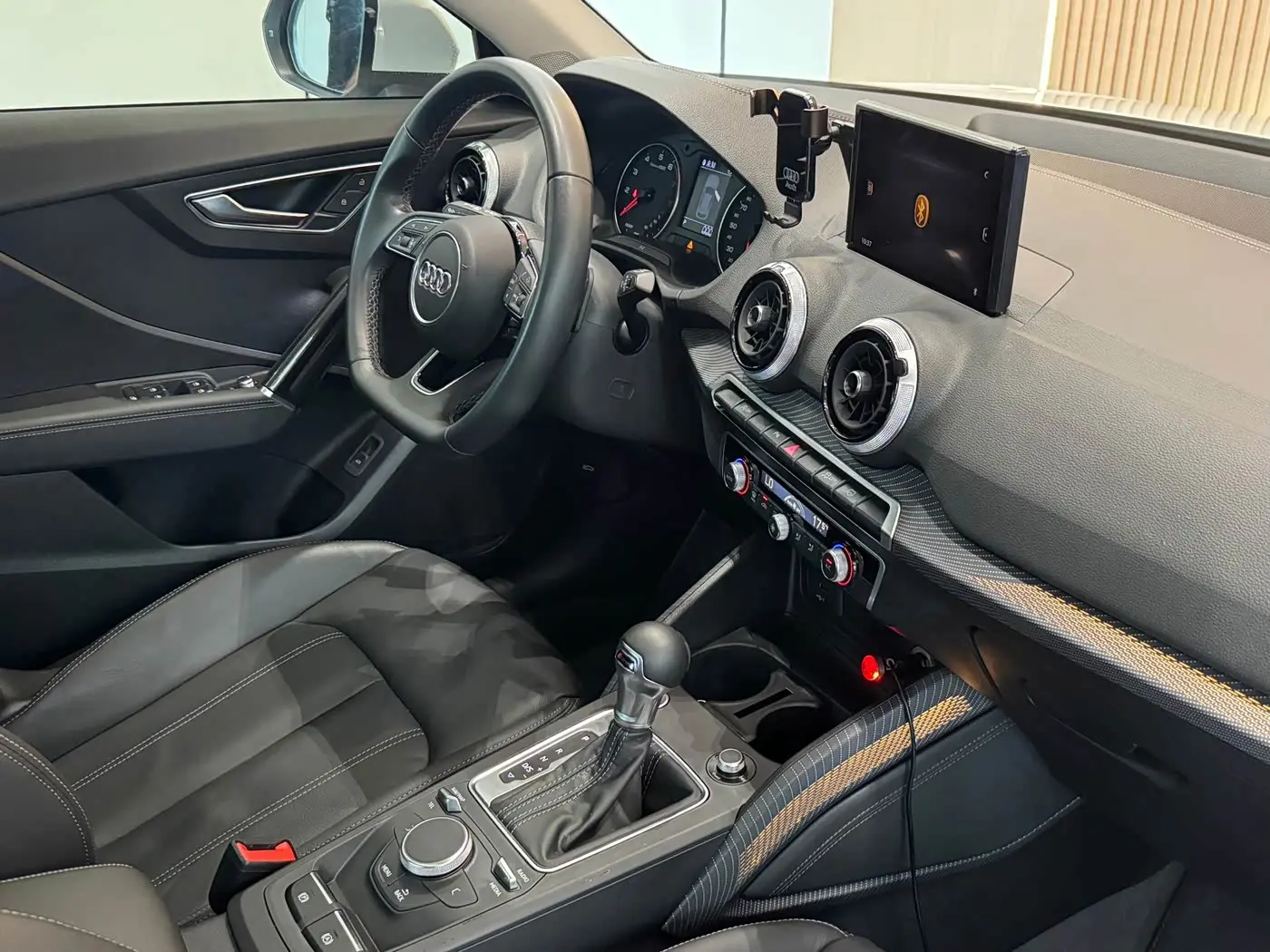 Audi Q2L 2023 — Фото 10/19