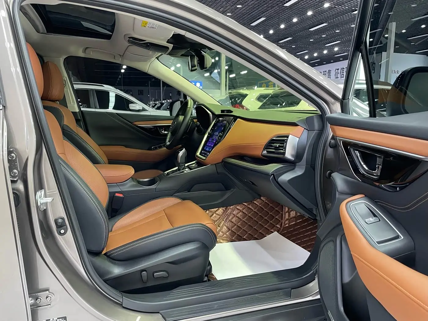 Subaru Outback 2021 — Фото 18/20