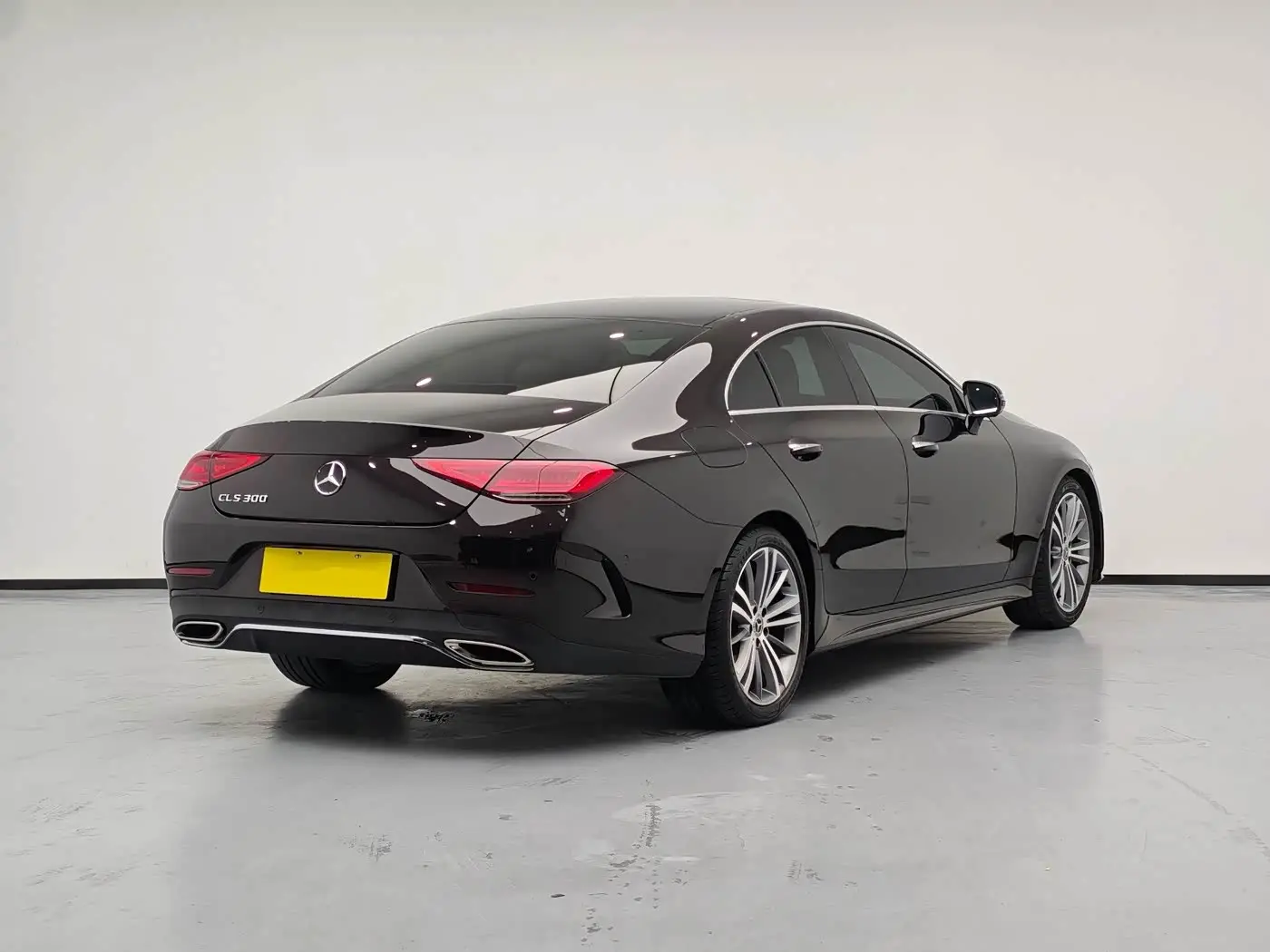 Mercedes-Benz CLS 2019 — Photo 2/17