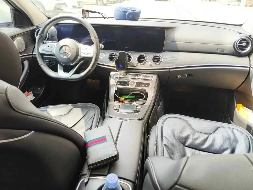 Mercedes-Benz E-Class 2020 — Фото 12/13