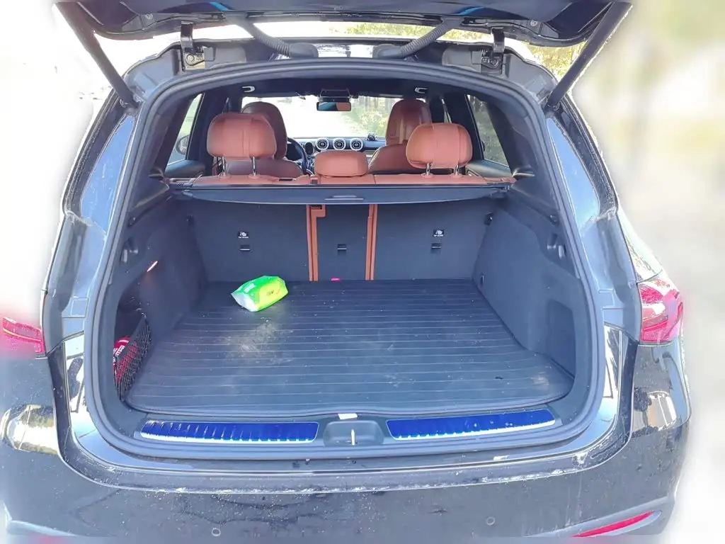 Mercedes-Benz GLC 2024 — Photo 15/20