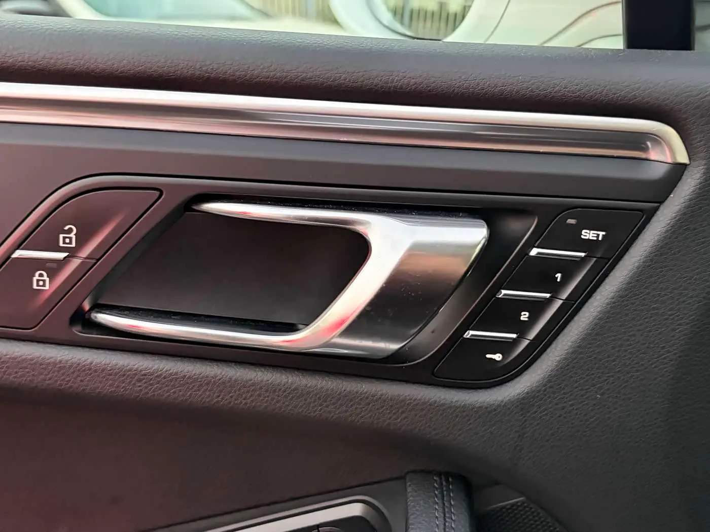 Porsche Macan 2022 — Şəkil 16/20