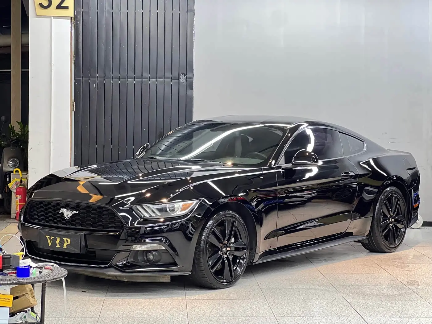 Ford Mustang 2016 — Photo 1/9