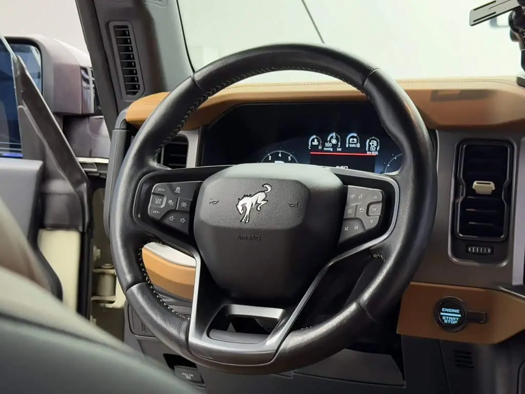 Ford Bronco 2024 — Photo 13/19